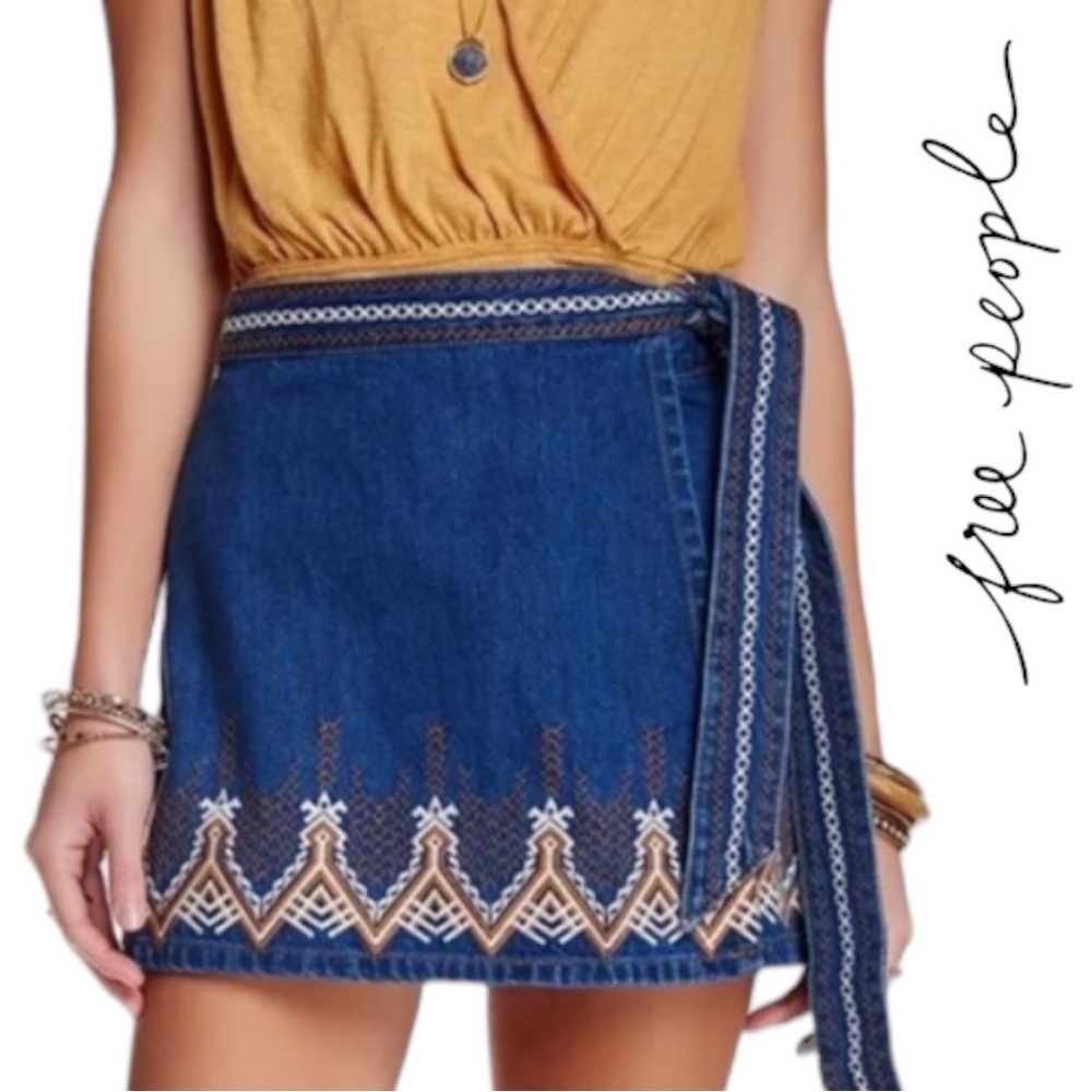 Free People Skirts sz2 Dream Away Hendrix Blue Embroidered Denim Wrap Skirt